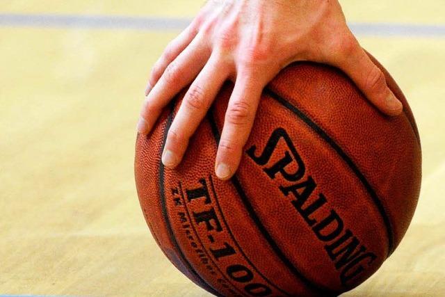 Geheimer Spender bezahlt Basketball-Trainer in Chemnitz