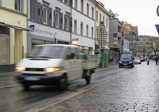 Der Verkehr in der Grabenstrae sorgt fr Streit.   | Foto: Henry Balaszeskul