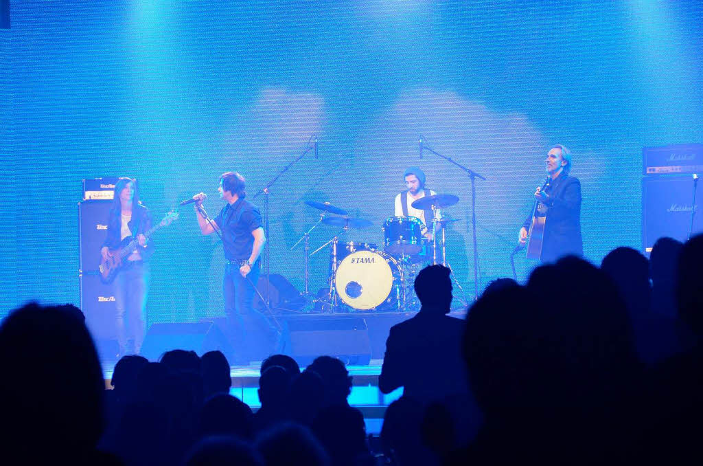 Mike & the Mechanics. Mike & the Mechanics.