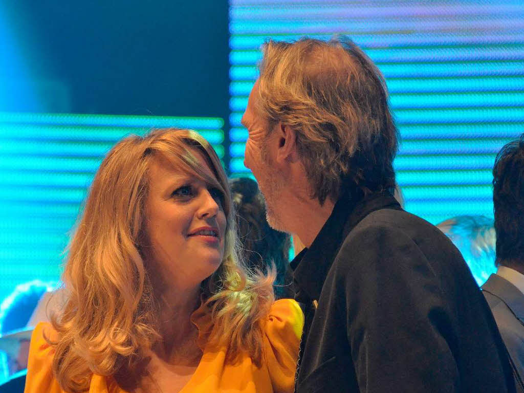 Barbara Schöneberger und Mike Rutherford. Barbara Schöneberger und Mike Rutherford.
