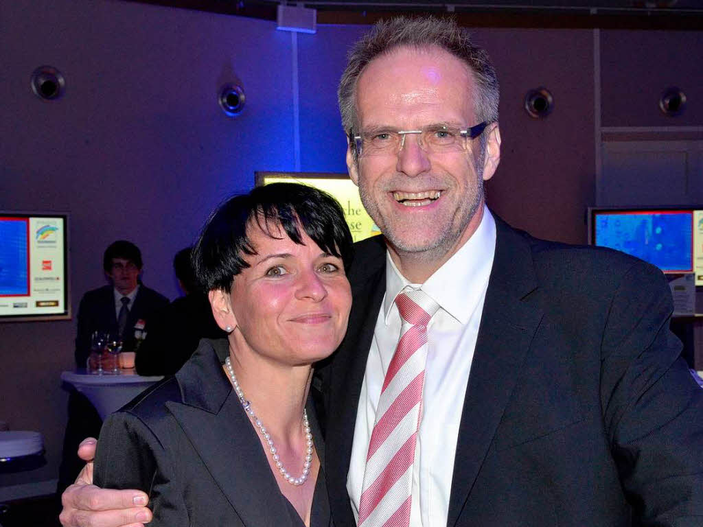 Reinhard Krumm, Chef der Volksbank Lahr, mit Frau. Reinhard Krumm, Chef der Volksbank Lahr, mit Frau.