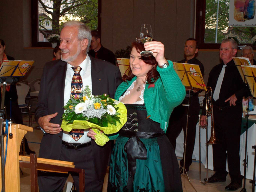 Schirmherr und Weinprinzessin erffnen: Brgermeister Ernst Schilling und Nicole Grafmller.