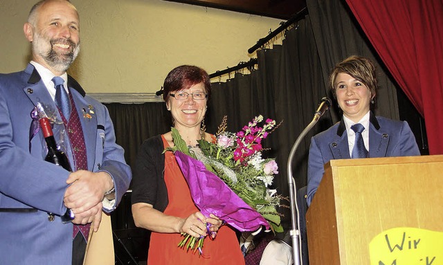 Geehrt im Jubilumsjahr:  Thomas und E...rsitzenden des Musikvereins Utzenfeld.  | Foto: Heiner Fabry