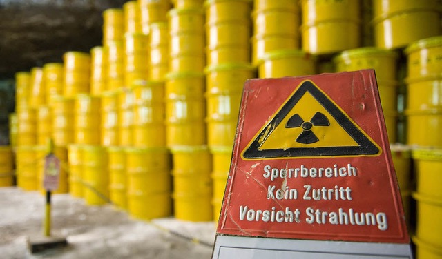 Die Endlagersuche fr Atommll ist auch in der Schweiz noch im Gange.   | Foto: ddp