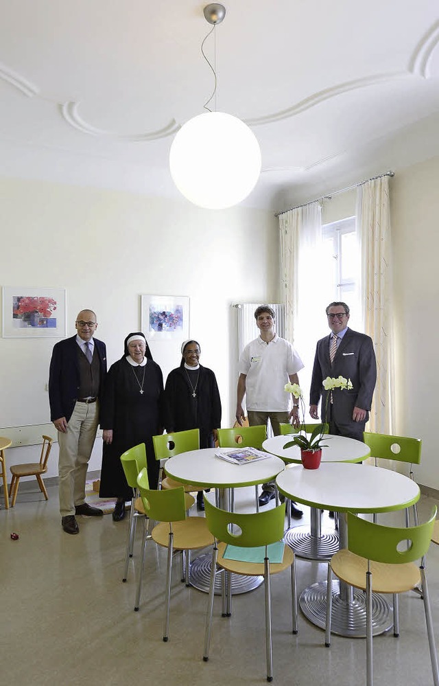 Im Wartezimmer der neuen Kinderchirurg... Franke, Markus de Rossi (von links).   | Foto: Ingo Schneider