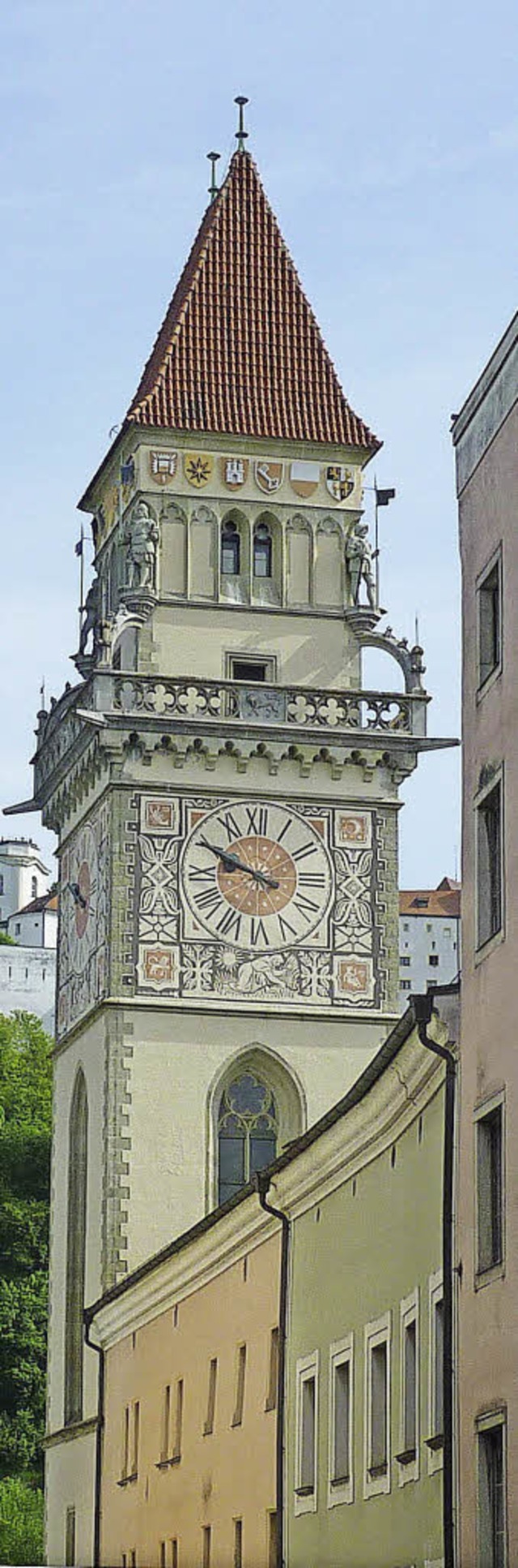 Universittsstadt mit groer Vergangen...Passau mit dem  schnen  Rathausturm.   | Foto: Kiefer