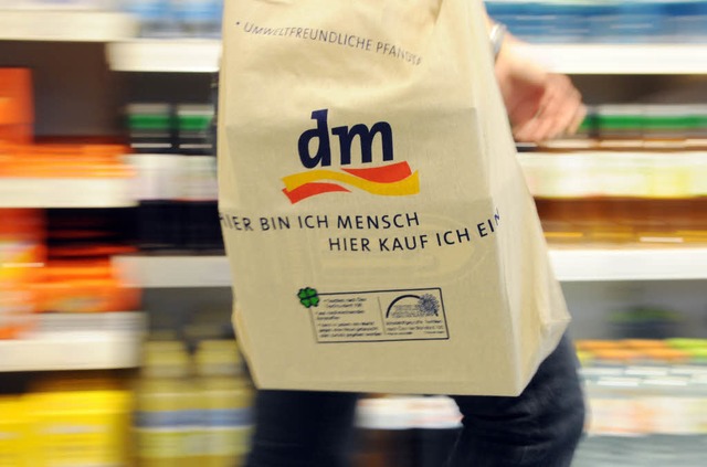 Geht es nach den Behrden, gibt es auf...erg keinen Drogeriemarkt der DM-Kette.  | Foto: dpa