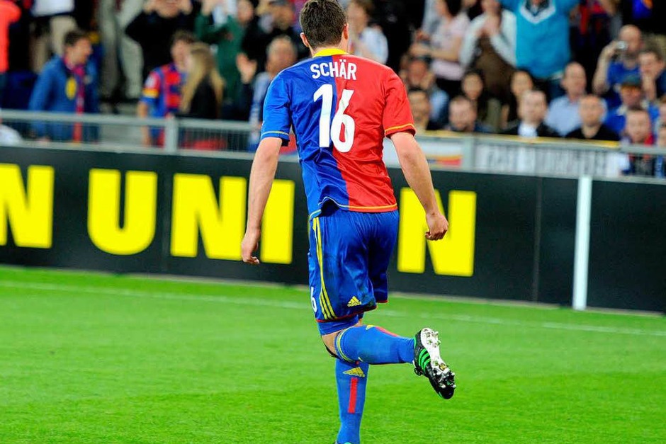 FC Basel gegen FC Chelsea - eine spannende Partie (Foto: Meinrad Schön) FC Basel gegen FC Chelsea - eine spannende Partie (Foto: Meinrad Schön)