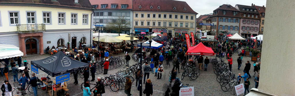 Radmarkt Emmendingen: Panorama-Aufnahme Radmarkt Emmendingen: Panorama-Aufnahme