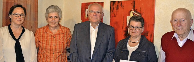 Beate Mehlin (ganz links) ist neue Ret...lin und Bernhard Lederer (von links).   | Foto: paul berger