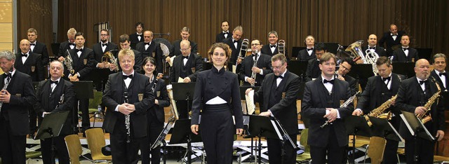 Das 35-kpfige Landespolizeiorchester ...fe Sdschwarzwald ein Benefizkonzert.   | Foto: Timo Jehle