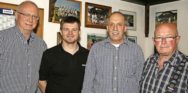 Bernd Trnkle, Christoph Fux und Karl ...als stellvertretender Vorsitzender ab.  | Foto: Sandras DEcouX-Kone