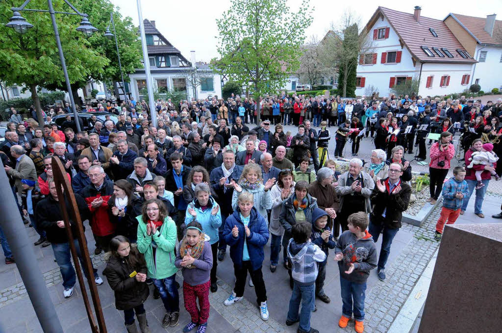 Der Sieg von Jochen Fischer beim zweiten Wahlgang der Brgermeisterwahl Neuried.