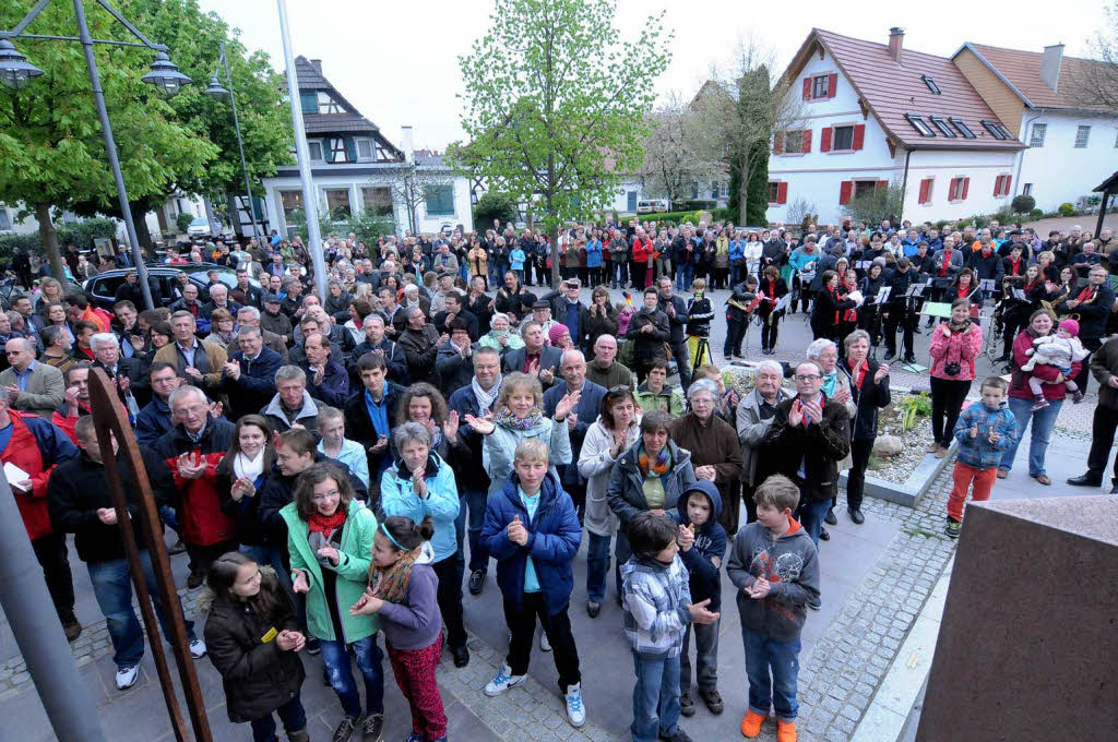 Der Sieg von Jochen Fischer beim zweiten Wahlgang der Brgermeisterwahl Neuried.