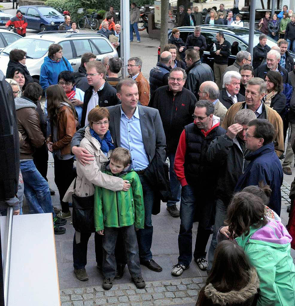 Der Sieg von Jochen Fischer beim zweiten Wahlgang der Brgermeisterwahl Neuried.