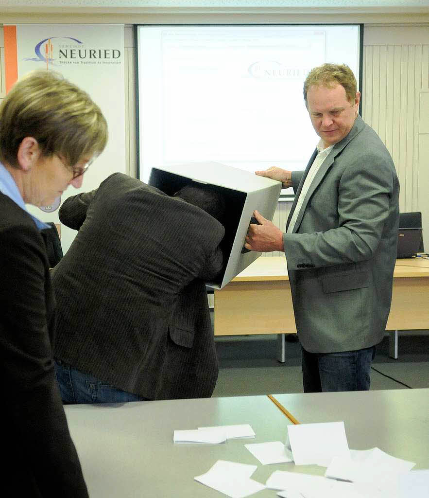 Der Sieg von Jochen Fischer beim zweiten Wahlgang der Brgermeisterwahl Neuried.