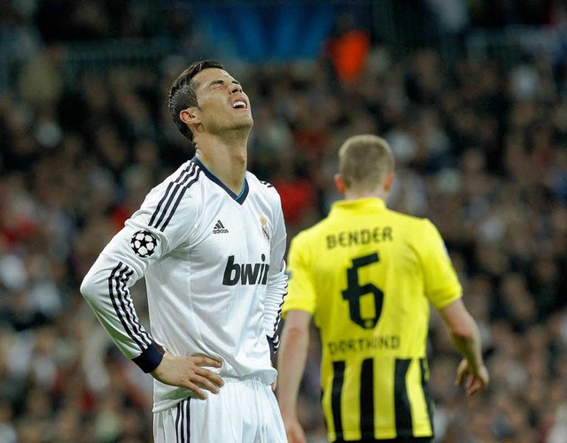 Real Madrids Ronaldo hadert mit der Niederlage gegen Borussia Dortmund.  | Foto: Kiko Huesca
