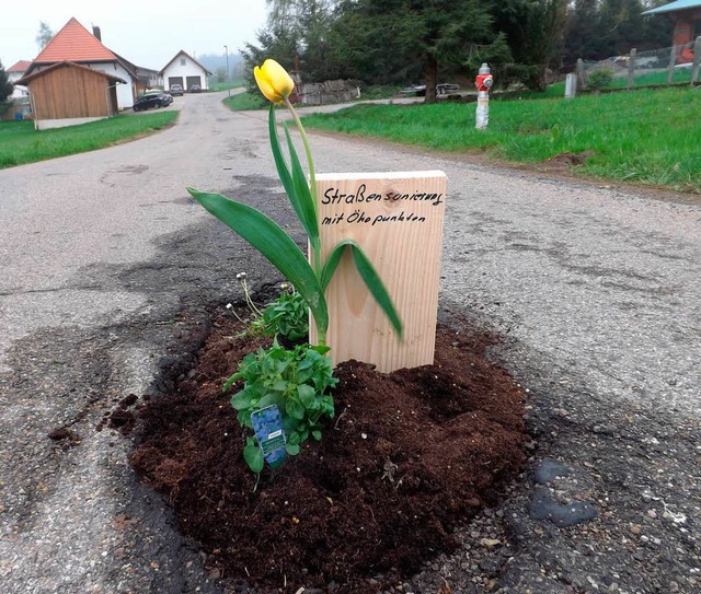 &#8222;Straensanierung mit kopunkten&#8220;.  | Foto: Wolfgang Adam