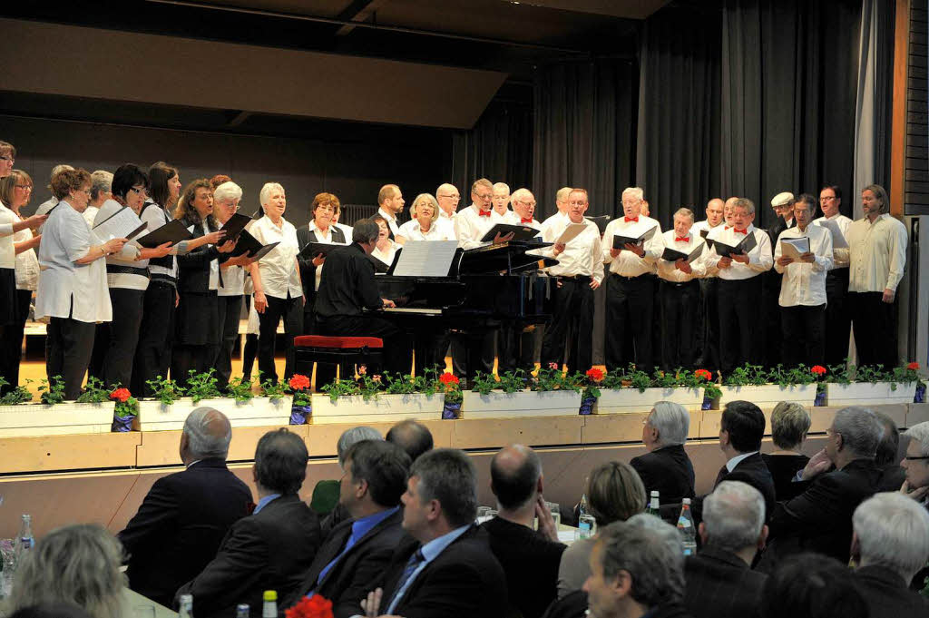 Gelungene Koproduktion: der Sulzburger Gesangverein zusammen mit dem Laufener Chor Concordia Nova