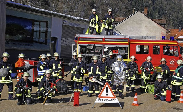 Die Freiwillige Feuerwehr Atzenbach fe...as Dorfjubilum 900 Jahre Atzenbach.    | Foto: Privat