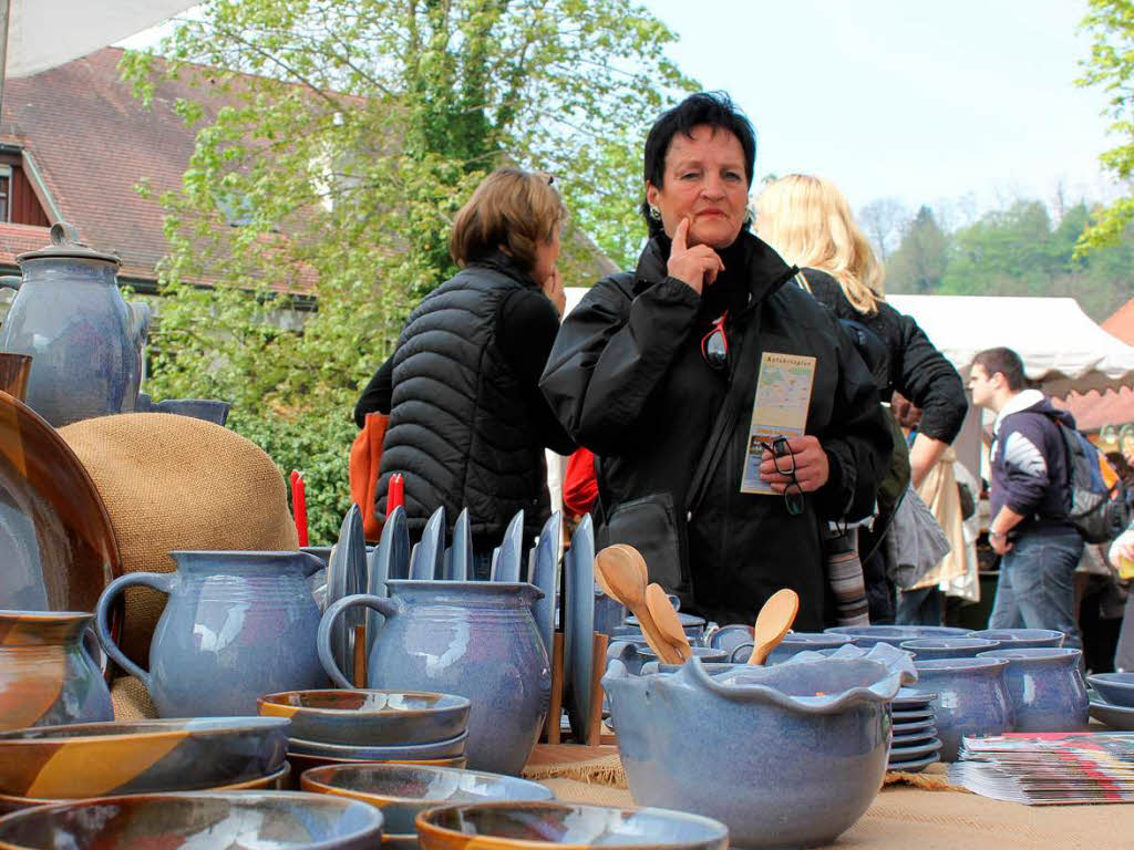 Impressionen vom 17. Tpfer- und Knstlermarkt auf Schloss Beuggen