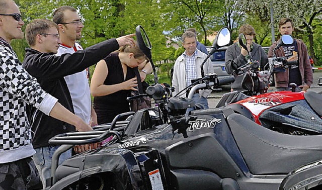 Viel zu sehen gibt es jedes Jahr beim Maimarkt.   | Foto: Brigitte Chymo