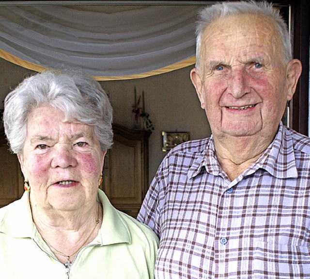 60 Jahre verheiratet:  Aloisia und Alfred Schneider   | Foto: Probst