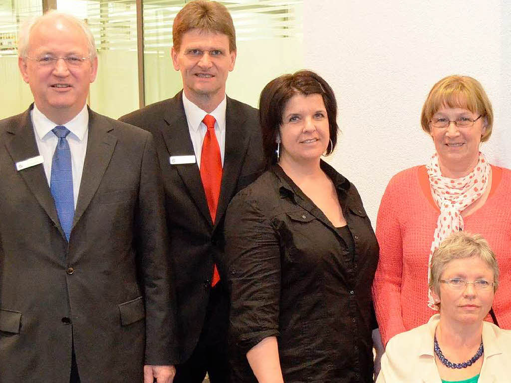 ASB Seniorenzentrum Rheinblick in Laufenburg (von links): Heike Saub (Lesepatin), Christl Herrenknecht, Heidi Ebe (vorne),