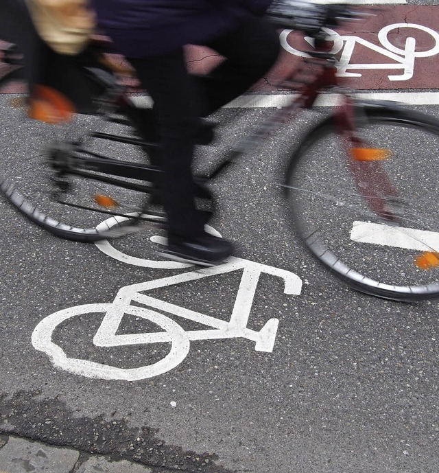 Die Ausweisung von Fahrradstraen halt...hr in andere Straen abgewlzt werde.   | Foto: Balaszeskul