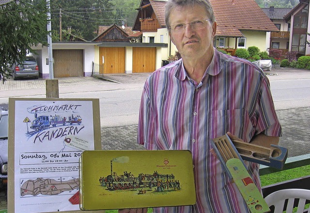 Natrlich ist auch Brgerflohmarkt-Ini...r mit einem eigenen Stand vertreten.    | Foto: Markus Maier