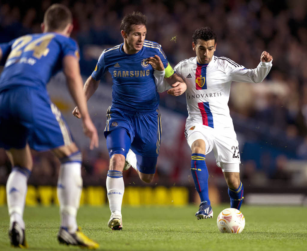 Frank Lampard (Mitte) kann seine zu Ende gehende Karriere bei Chelsea mit dem Gewinn der Europa League krnen.