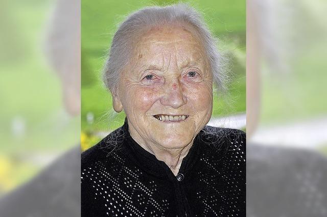 Hilda Schneider wird 90 Jahre