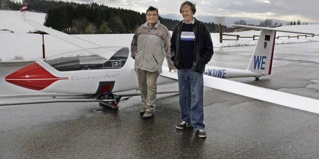 Der  jngste Neuzugang im Flugzeugpark...n Ventus 2 CXT endlich taufen lassen.   | Foto: Elia Jasch-Ramsteck