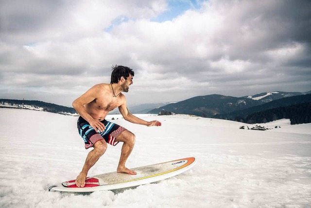 Surfen durch den Schnee: David Lohmller gibt auf dem Schauinsland alles.   | Foto: Fotos: Privat/Michael Bamberger