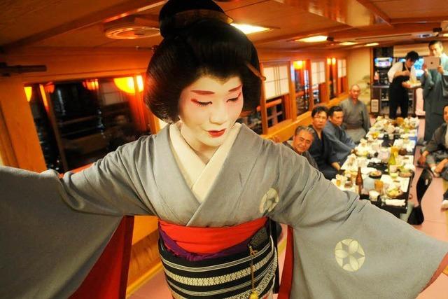 Der Kimono feiert sein internationales Comeback