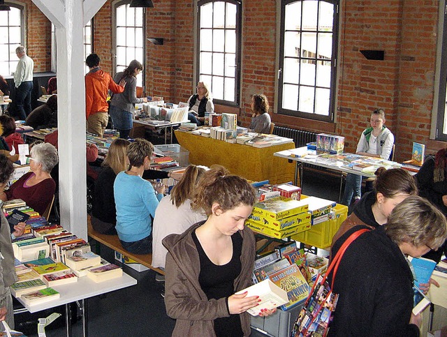 Richtig schmkern konnten die Besucher...Mediathekfrderer organisiert hatten.   | Foto: Roman Kiener