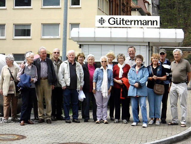 Mitglieder des Schwarzwaldvereins besi...Tor, durfte noch fotografiert werden.   | Foto: Verein