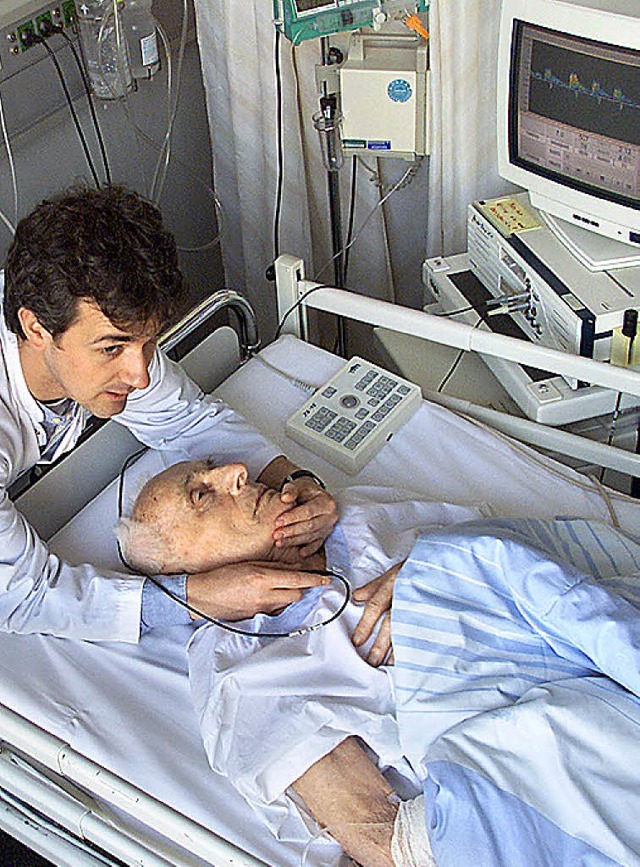 Schlaganfallpatienten bentigen eine Spezialklinik.   | Foto: ddp