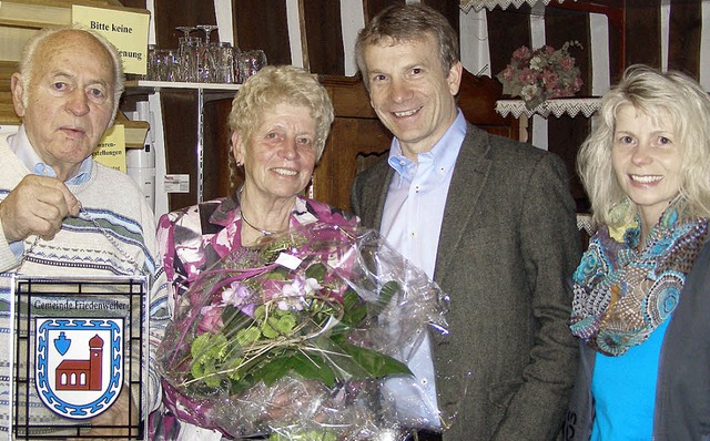 Klaus und Doris Manock (von links) wur...Matt und seiner  Frau Ulrike besucht.   | Foto: Liane Schilling