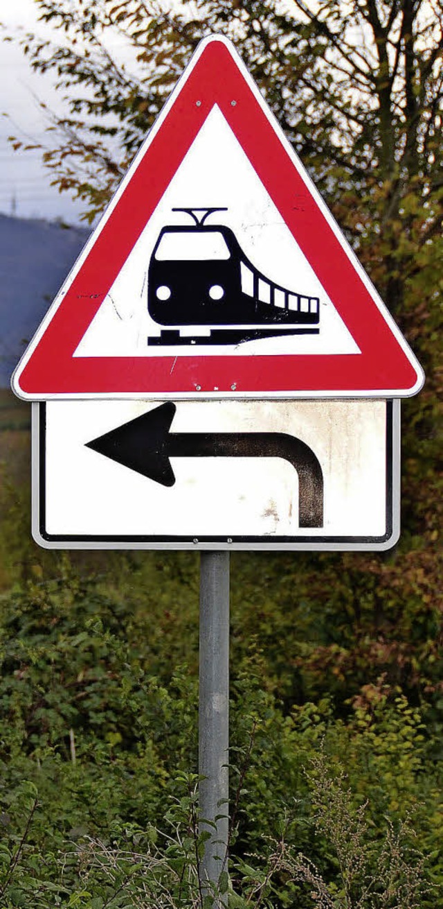 Vorsicht Zug! Was eigentlich an den Au...nn wo Zge fahren, wird&#8217;s laut.   | Foto: Babeck