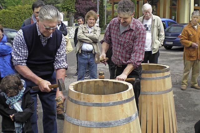 Wein und leckerer Spargel