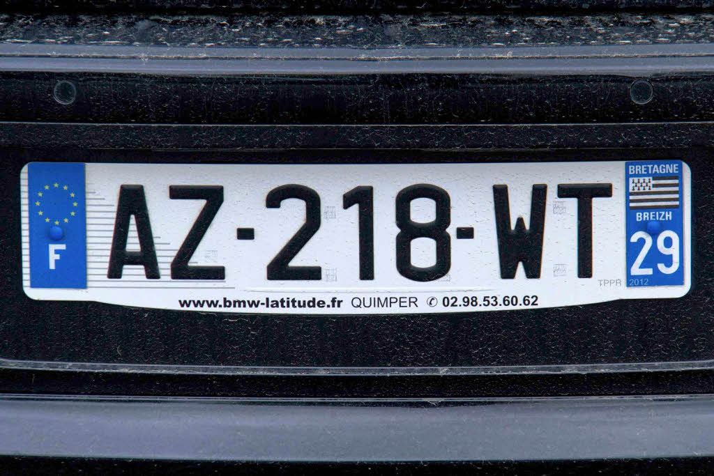Die Partnerschaft zwischwen Combrit und Grafenhausen ist auch am "WT" bei  franzsischen Autokennzeichen erkennbar