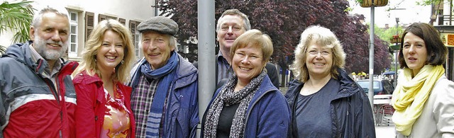 Sorgen fr eine bunte Innenstadt (von ..., Gabriele Zissel und Ursula Phillips.  | Foto: Ralf Staub