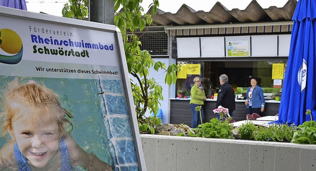 Der Frderverein Rheinschwimmbad hofft auf eine gute Badesaison.  | Foto: Martina Proprenter
