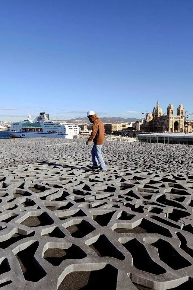 Spitzenvorhang aus Beton: das Dach des Museums der Zivilisationen in Marseille   | Foto: AFP/Eisknig (Fotolia.com)