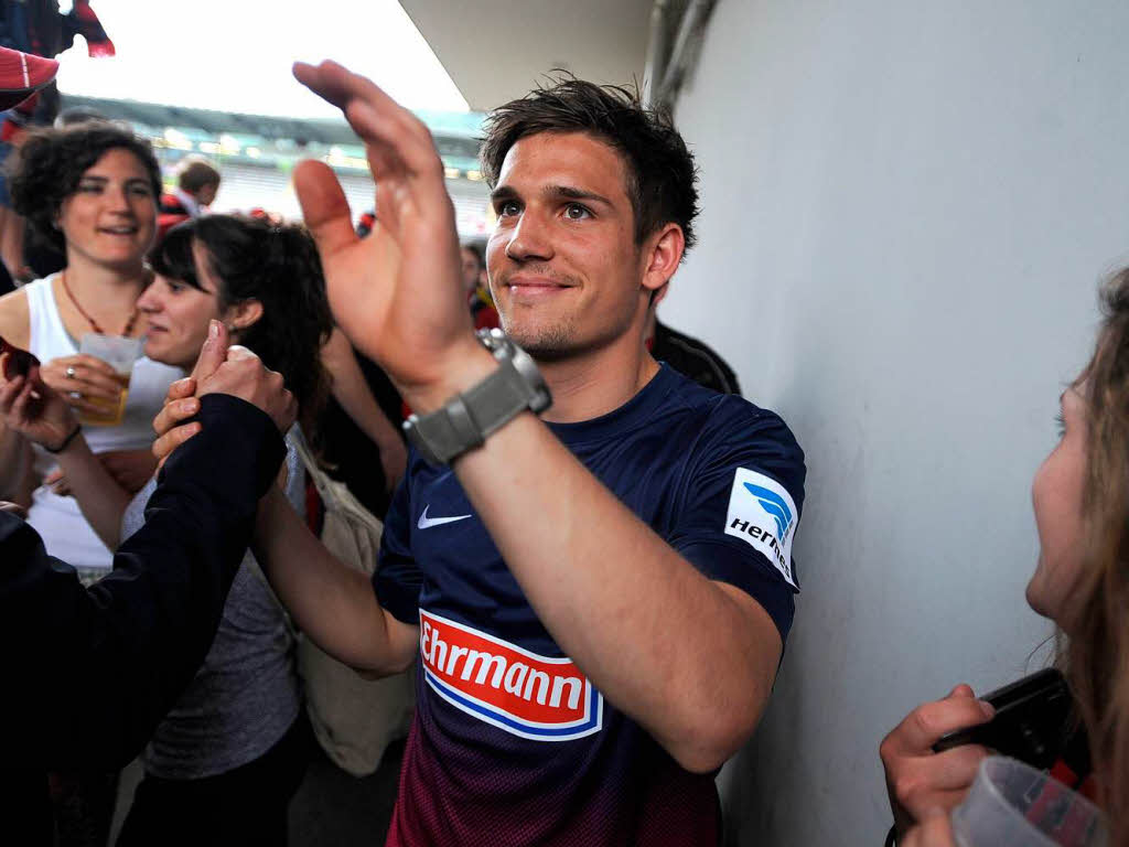 Oliver Sorg auf dem Weg zur Fanparty nach dem letzten Bundesligaspiel der Saison 2012 / 2013.