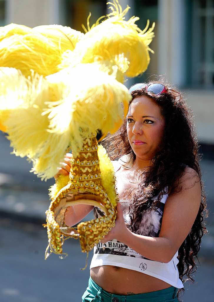 Tanz, Gesang und bunte Kostme: beim Karneval der Kulturen zeigt sich das multikulturelle Berlin von seiner buntesten Seite.