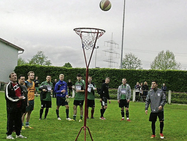 Korbballwerfen war eine der Diszipline... Ichenheim fr die rtlichen Vereine.   | Foto: Dieter Fink