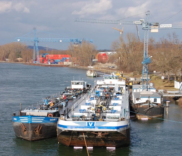 Der Containerumschlag erweist sich als...dbein fr die Rheinhafengesellschaft.   | Foto: FREY