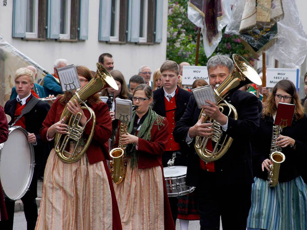 Der groe Festumzug am Sonntag.